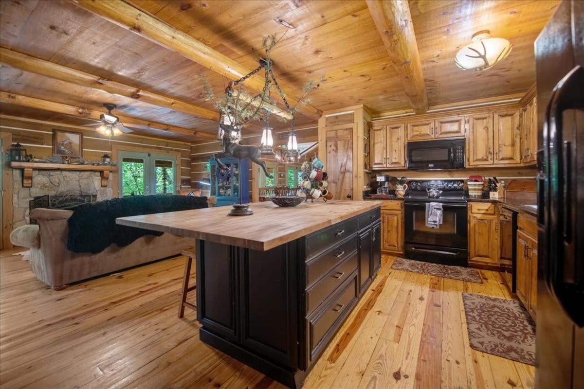 Waterfront Mountain Cabin With Hot Tub Villa Blue Ridge Exterior photo